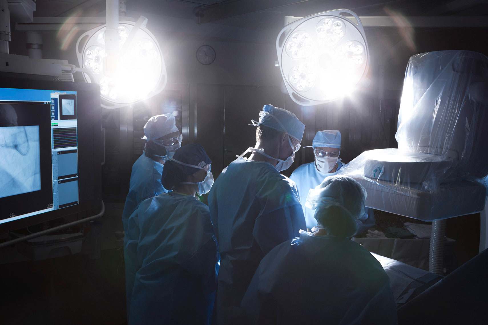 HOSPITAL: Surgery Scene: CORBIS